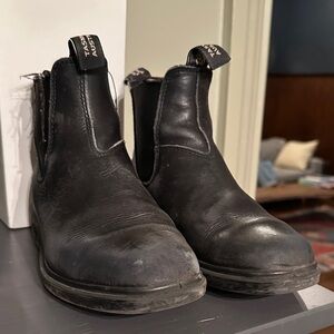Black Leather Chelsea Boots - Blundstone